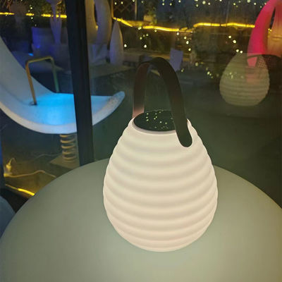 Lanterna LED portátil em forma de gota de água 3500K para jardim ao ar livre
