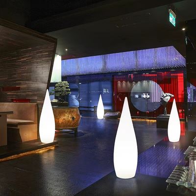 Lâmpada de piso LED para decoração de festas de jardim ao ar livre