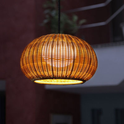 Candeeiro de iluminação de ratão pendurado à prova d'água para árvore ao ar livre