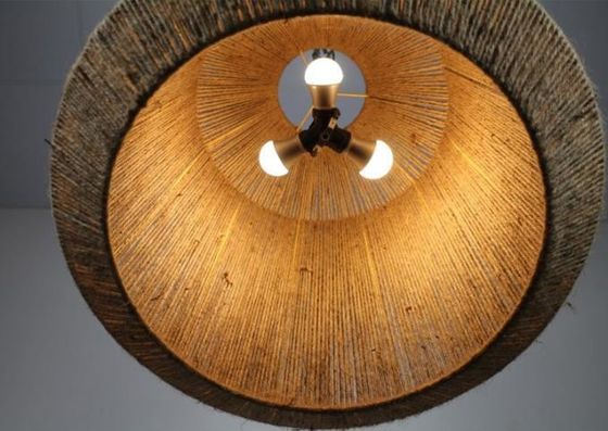 Voltagem AC 110V-240V Diâmetro de plástico 10cm-100 Cm Luz de bola brilhante Adequado para festa