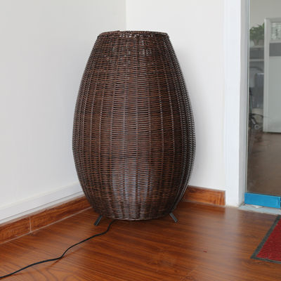 Rattan Hotel decoração moderna LED luz de pé preto fora lâmpada de piso de tripé de rotão