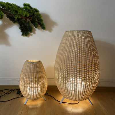 Lâmpada de piso de Rattan de luxo personalizada, Lâmpada de piso de vime interior criativa