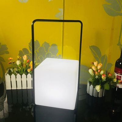 Lâmpada LED portátil decorativa IP65 resistente à água 16 cores mudando