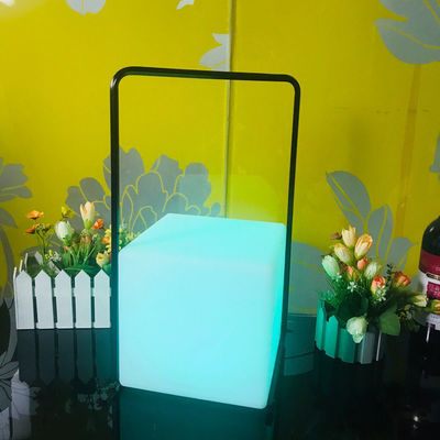 Lâmpada LED portátil decorativa IP65 resistente à água 16 cores mudando