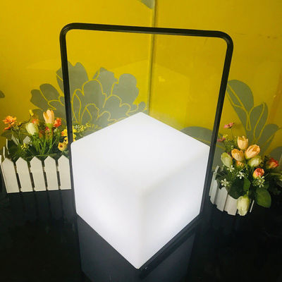 Lâmpada LED portátil decorativa IP65 resistente à água 16 cores mudando