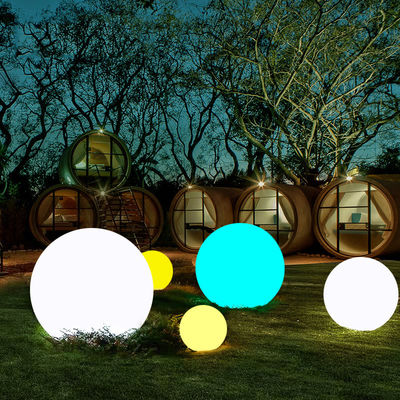 Esferas de LED de plástico que mudam de cor 10cm 80cm resistentes à água para férias