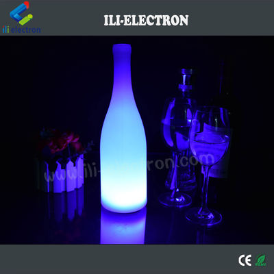 Lâmpadas de plástico iluminadas de forma de garrafa