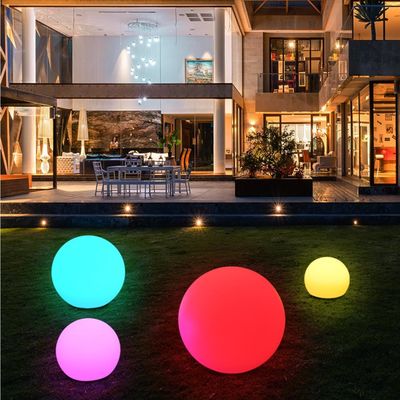 100% PE Esferas de luz LED com bateria recarregável de controlo remoto de plástico