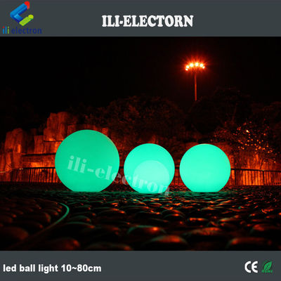 100% PE Esferas de luz LED com bateria recarregável de controlo remoto de plástico
