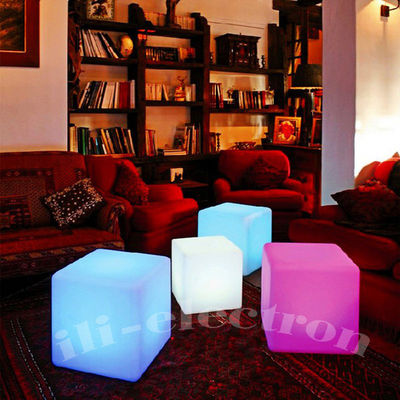 Outdoor LED Light Cube Stool Colorido Impermeável Para Foyer E Decoração Patio
