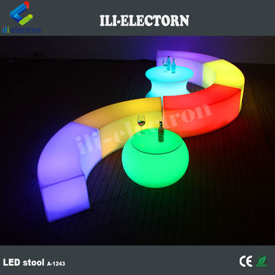 Mobiliário exterior iluminado cadeira curva de cobra brilhante