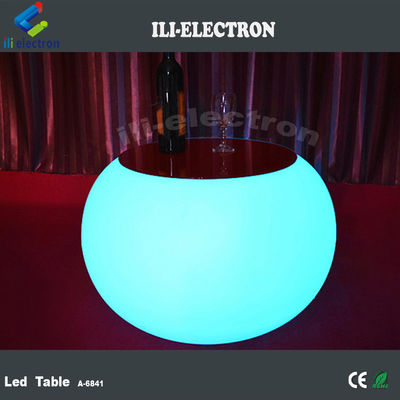 Moderna mesa de cocktail comercial iluminada a LED com bateria de lítio recarregável