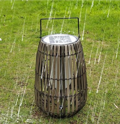 Lâmpadas solares de jardim portáteis de rotão IP65 resistentes à água para o exterior