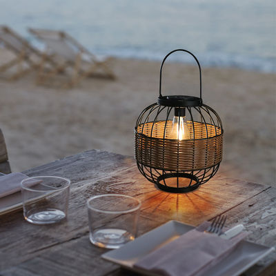 Lanternas de jardim impermeáveis de ratão, luzes solares de ratão para decoração de varanda