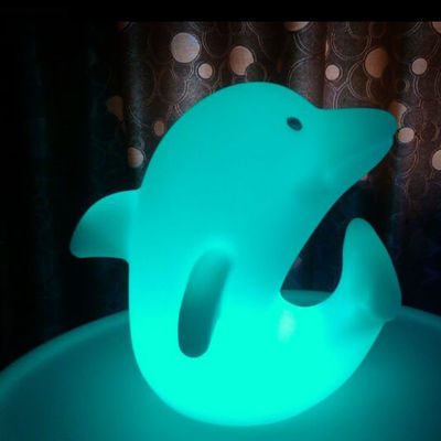 Lâmpadas de plástico Dolphin LED 3500K Branco Quente com bateria de lítio recarregável