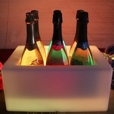 16 cores mudando PE plástico LED balde de gelo IP65 resistente à água para cerveja champanhe