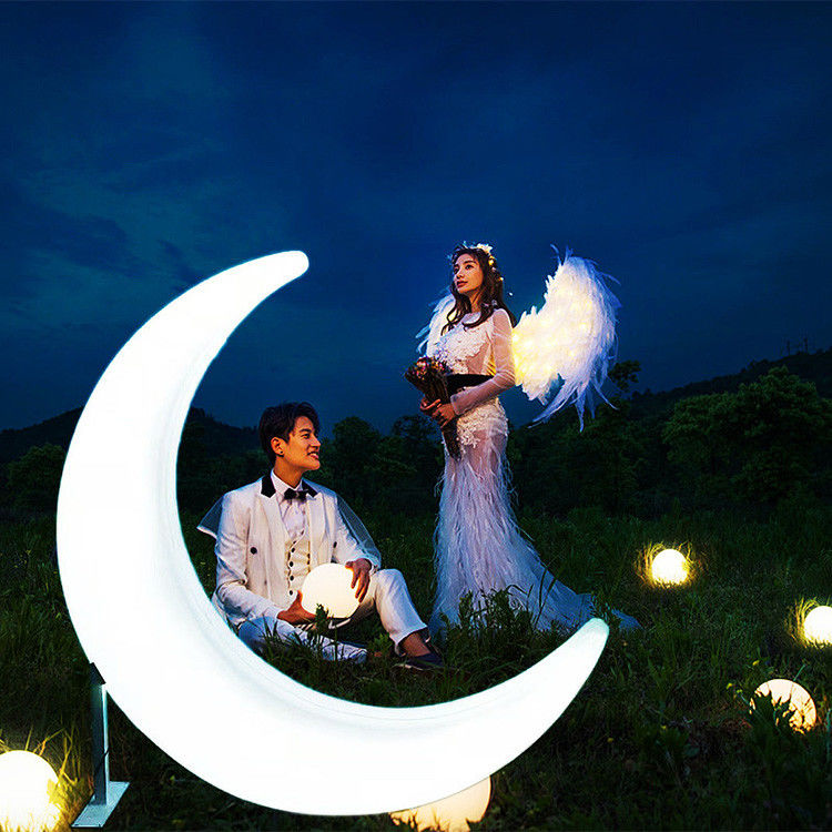 Luzes decorativas de jardim em forma de lua de LED 16 cores mudando