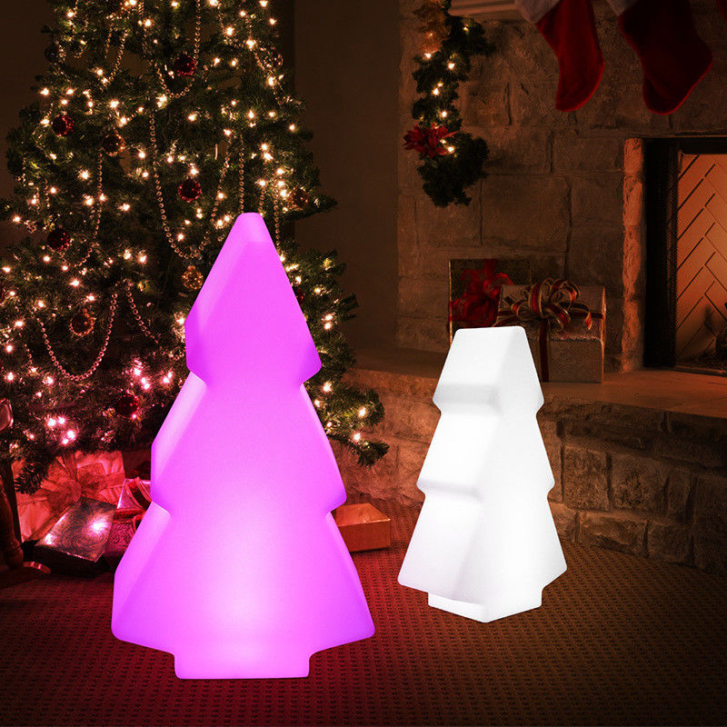 Lâmpadas LED de plástico de forma de árvore para decoração de Natal
