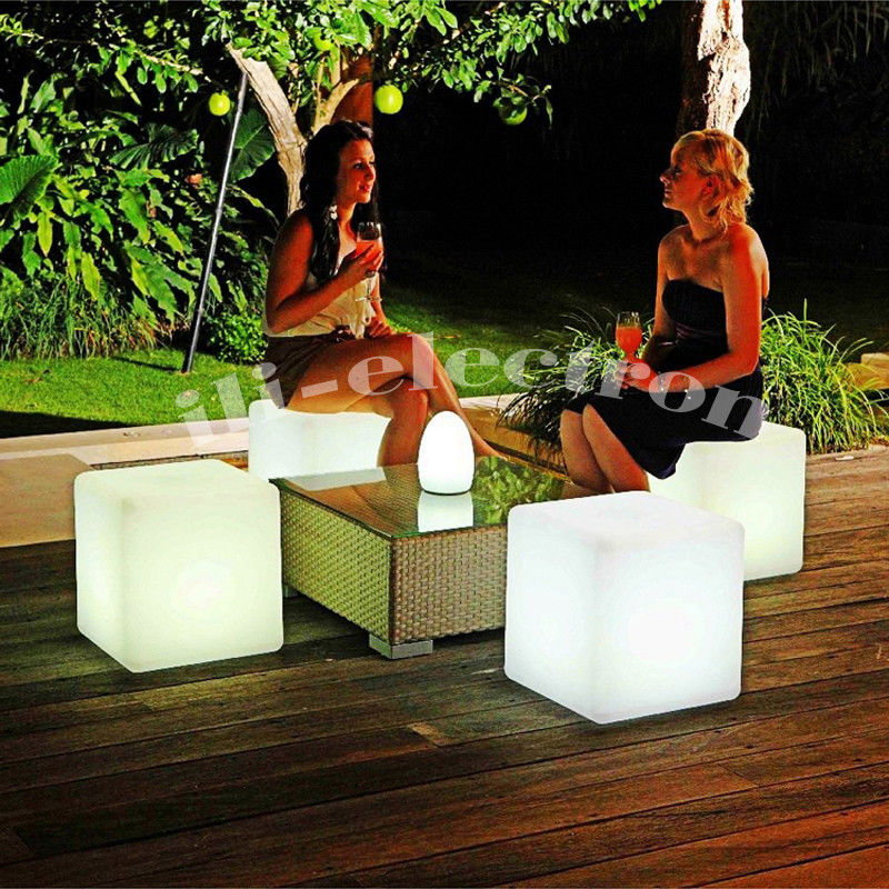 Outdoor LED Light Cube Stool Colorido Impermeável Para Foyer E Decoração Patio