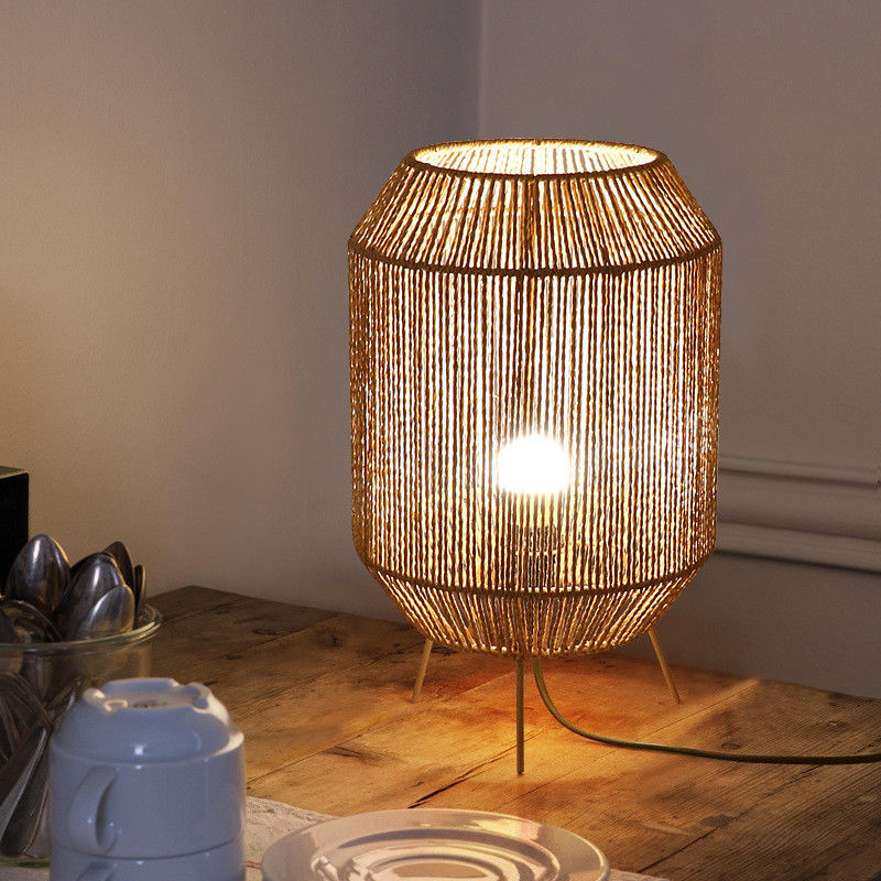 Lâmpada de mesa de Rattan de Vintage, Lâmpada de mesa Wabi Sabi feita à mão para a família.